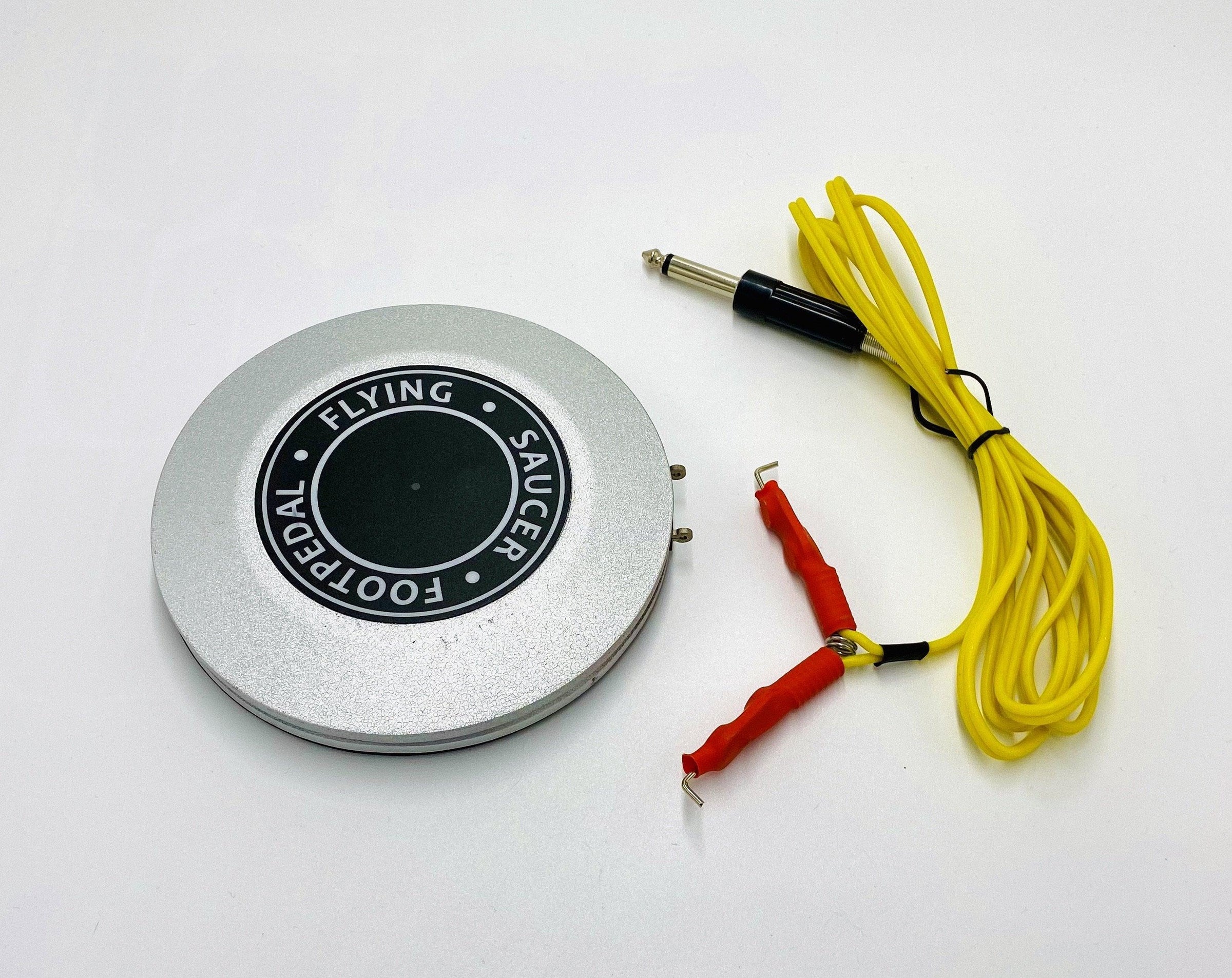 Flying Saucer 360 Degree Footswitch with Clipcord - Mavis Bush Tattoo Supplies